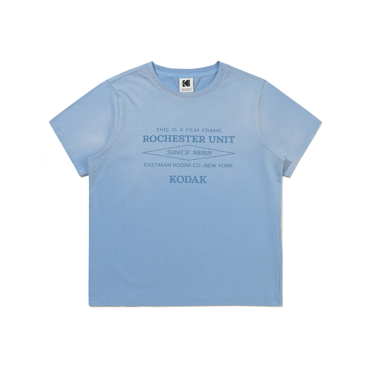 KODAK [Women] Flash Washing | Blur Washing Lettering Graphic Semi-Cropped Short Sleeve T-Shirt — K6322WRSB1 BLU — image 1