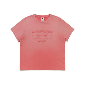 KODAK [Women] Flash Washing | Blur Washing Lettering Graphic Semi-Cropped Short Sleeve T-Shirt — K6322WRSB1 PNK — image 10