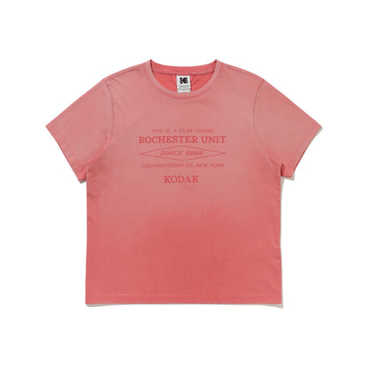 KODAK [Women] Flash Washing | Blur Washing Lettering Graphic Semi-Cropped Short Sleeve T-Shirt — K6322WRSB1 PNK — image 10