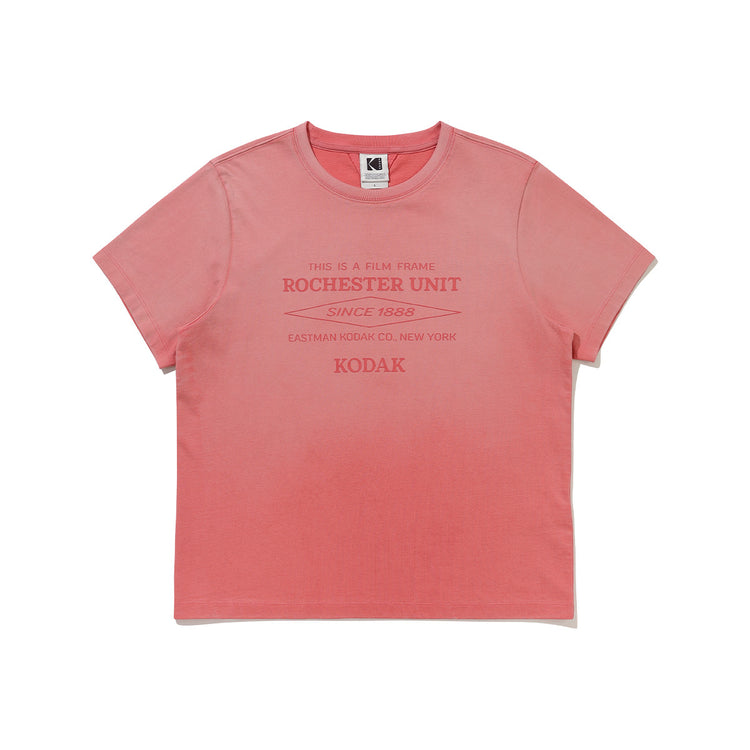 KODAK [Women] Flash Washing | Blur Washing Lettering Graphic Semi-Cropped Short Sleeve T-Shirt — K6322WRSB1 PNK — image 10